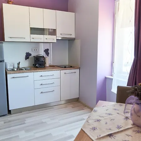 Nives Apartment *