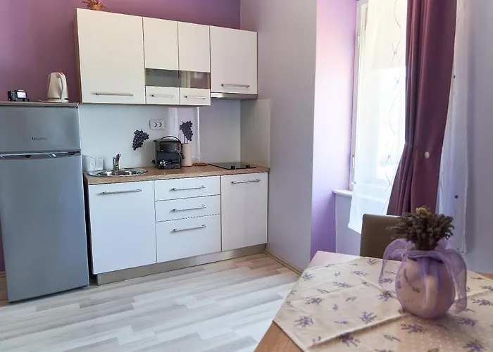 Nives Apartmán *